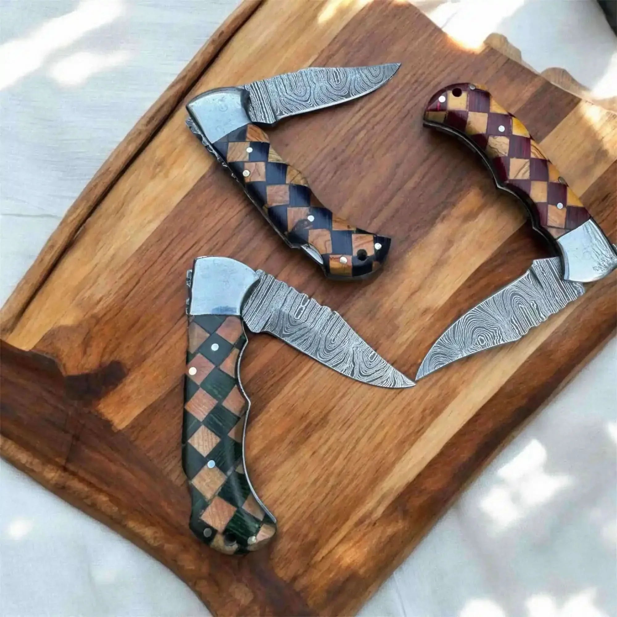 Checkered Damascus Folding Knife Set with Wood Handle